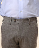 Calças Chinos Soft Slim em Castanho