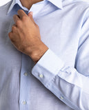 Camisa Clássica em Azul Claro