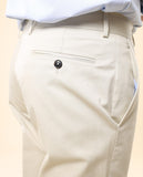 Pantalón Regular en Beige Claro