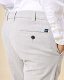 Calças Chinos Regular em Cinzento Claro