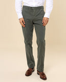 Calças Chinos Regular em Verde Escuro