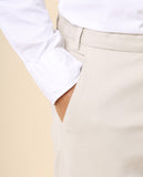 Calças Chinos Regular em Bege Claro