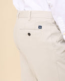 Calças Chinos Regular em Bege Claro