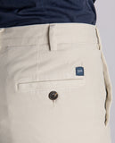 Pantalón Chino Regular en Beige Claro