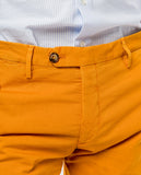 Pantalón Chino Soft Slim en Naranja Claro