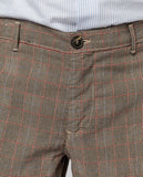 Pantalón Chino Regular en Marrón Claro
